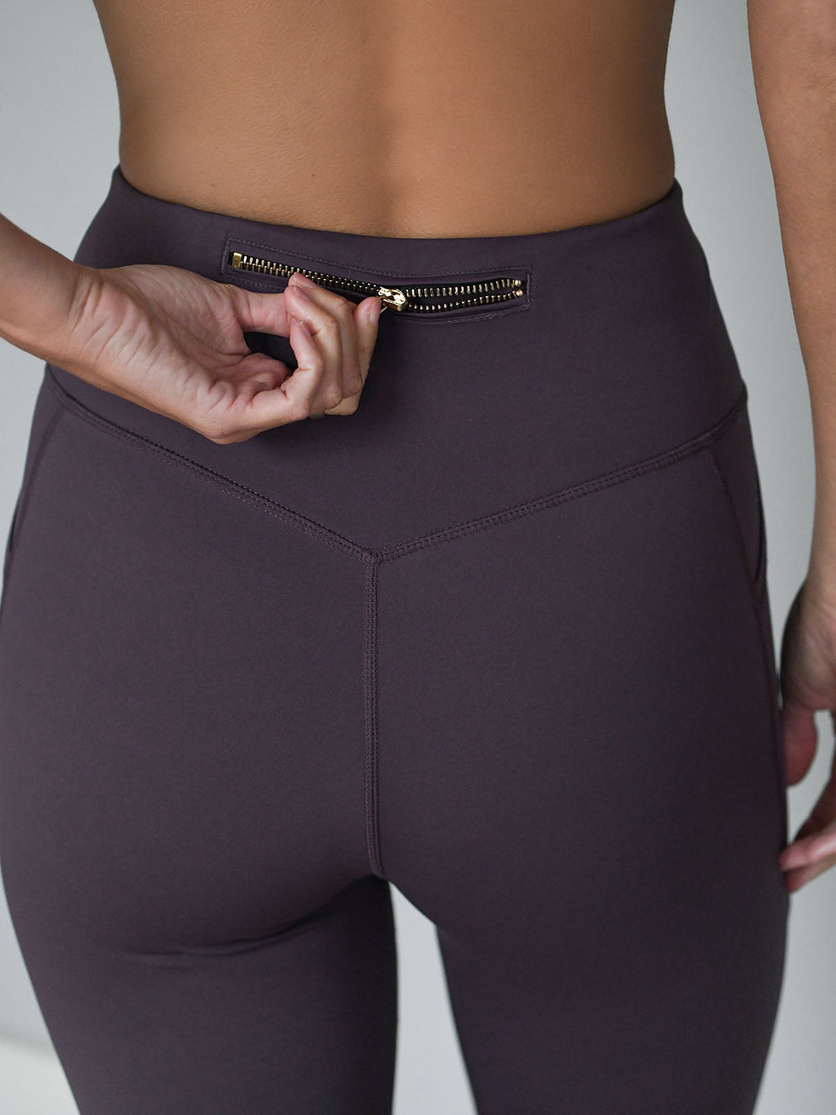 Simone Tipped legging in Fig colour from NAIA active - active wear collection
